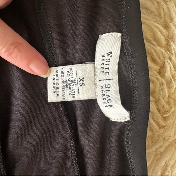 Elegant Black Halter Neck Dress - Picture 8 of 10